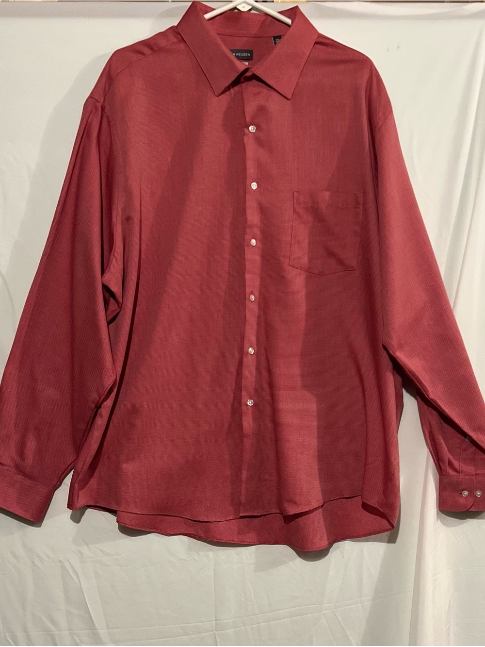Van Heusen Men's Long-Sleeve Red Micro Check Dress Shirt =Sz  18.5 36/37